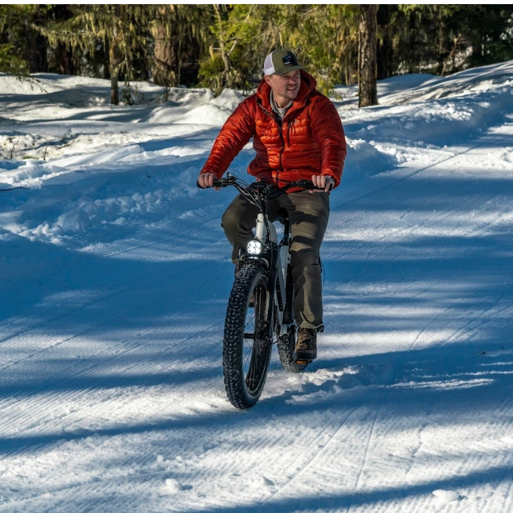 Himiway Cruiser Step Thru Electric Bike, Long Range, All Terrain, Fat Tyre, Top Speed 15.5MPH Riding In The Snow
